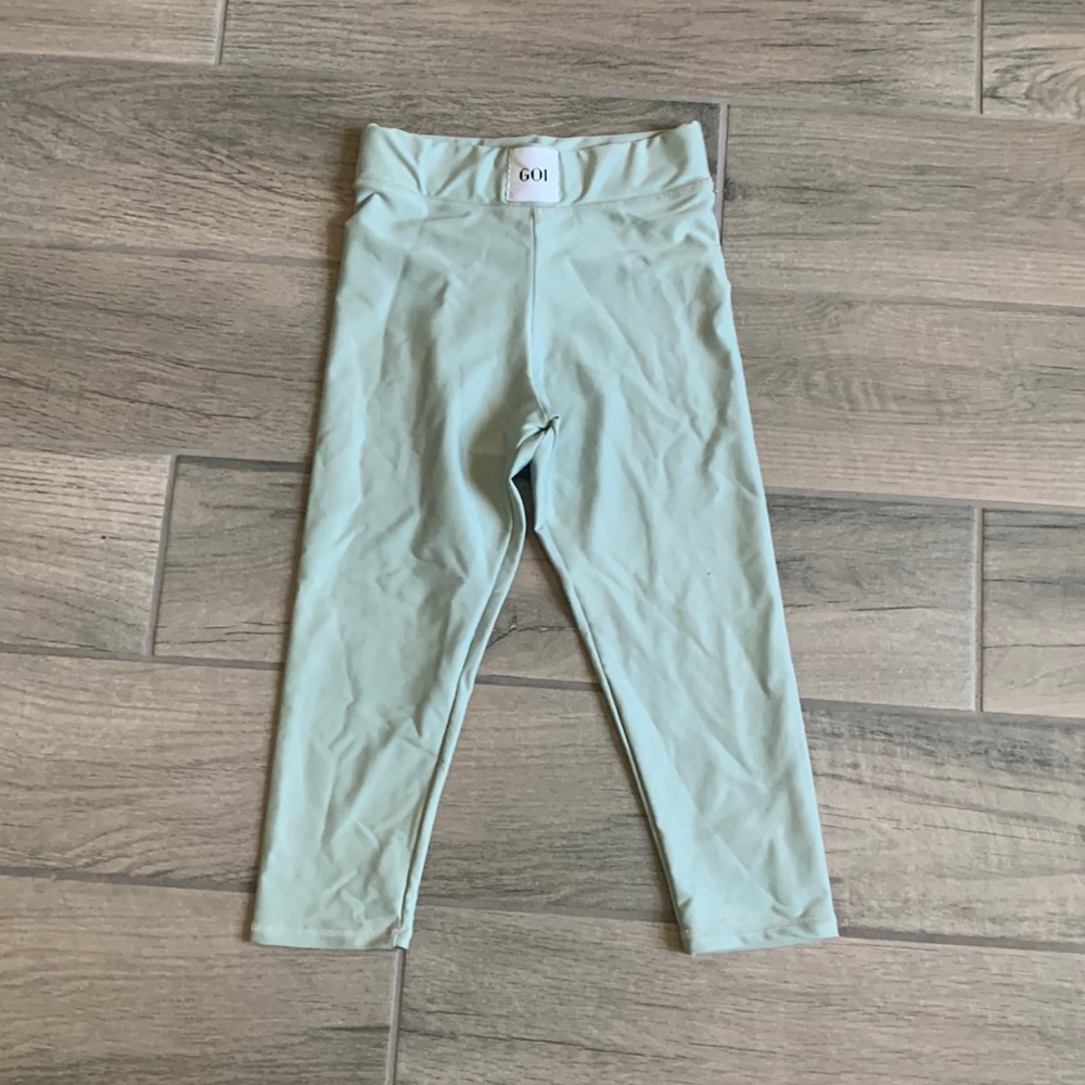 Goi below the knee workout leggings